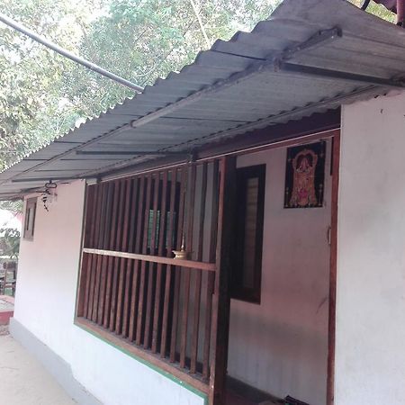 Marari Gowri Beach Villas Mararikulam Exteriör bild