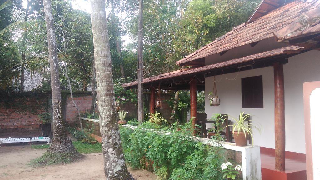 Marari Gowri Beach Villas Mararikulam Exteriör bild