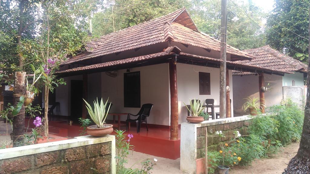 Marari Gowri Beach Villas Mararikulam Exteriör bild